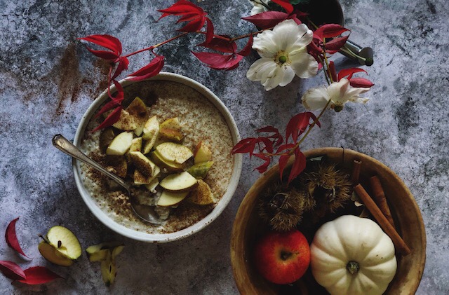 Porridge, recipe, cooking, baking, apples, cinnamon, lemon, lemon cheesecake, Belper, massage, aromatherapy, Derby, Derbyshire, essential oils,